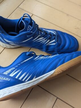 Vizari Valencia Soccer Indoor ndoor Shoes, Size 8.5US, Good Condition